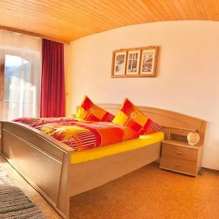 Apartment Beautiful In Zillertal Fuegen